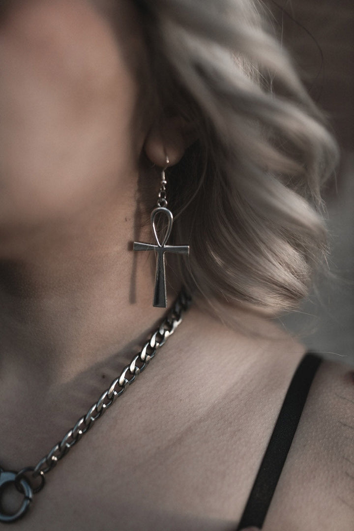 Ankh Earrings - jewelry - VampireFreaks - The Pretty Cult