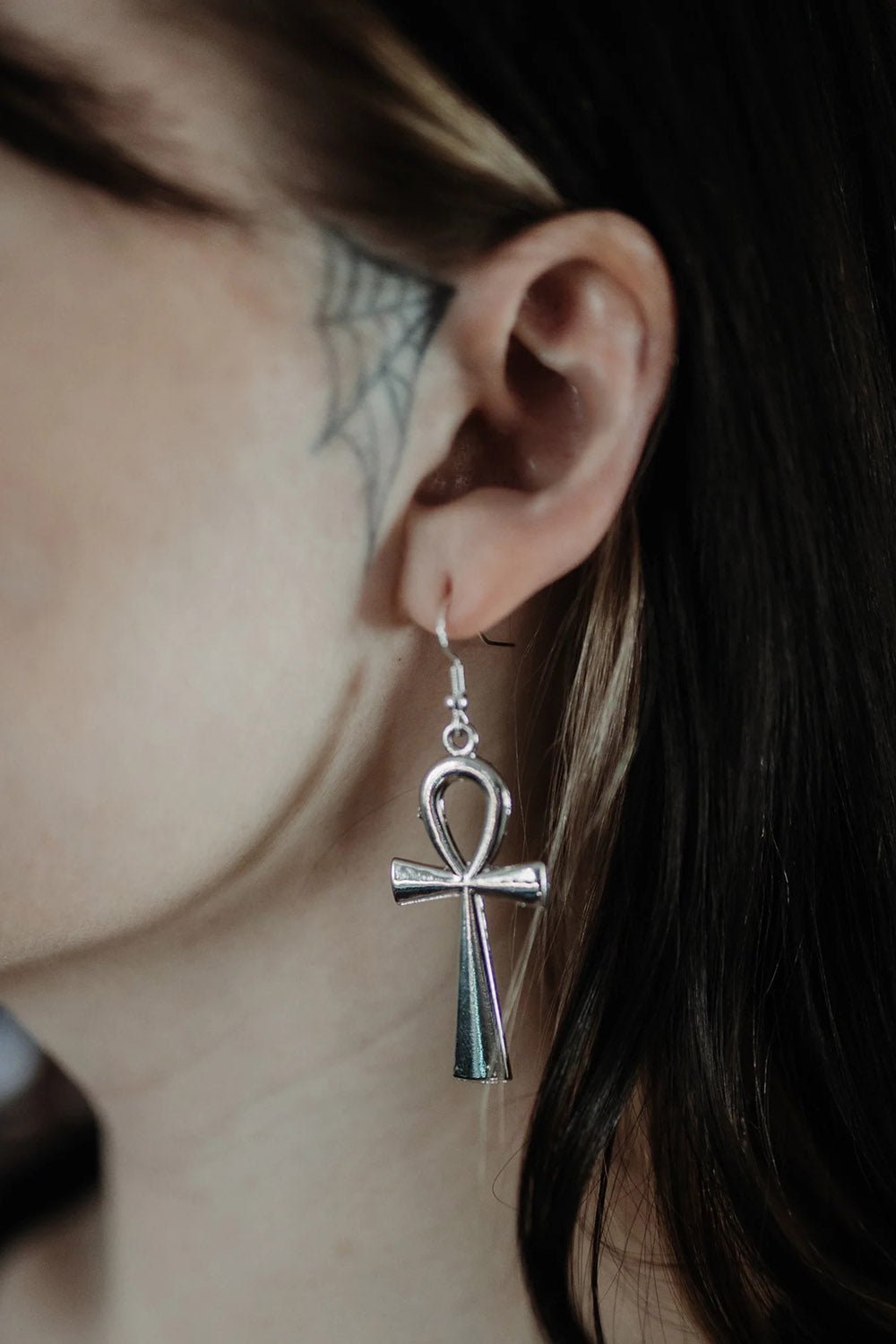 Ankh Earrings - jewelry - VampireFreaks - The Pretty Cult