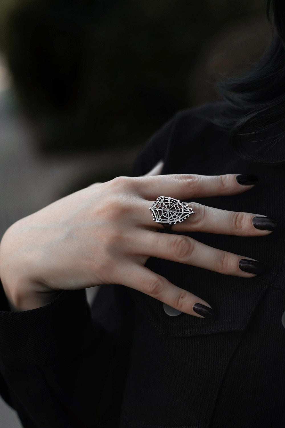 Arachne Ring - jewelry - VampireFreaks - Lively Ghosts