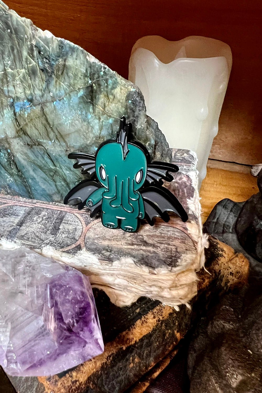 Baby Cthulhu Enamel Pin - pins & patches - VampireFreaks - VampireFreaks