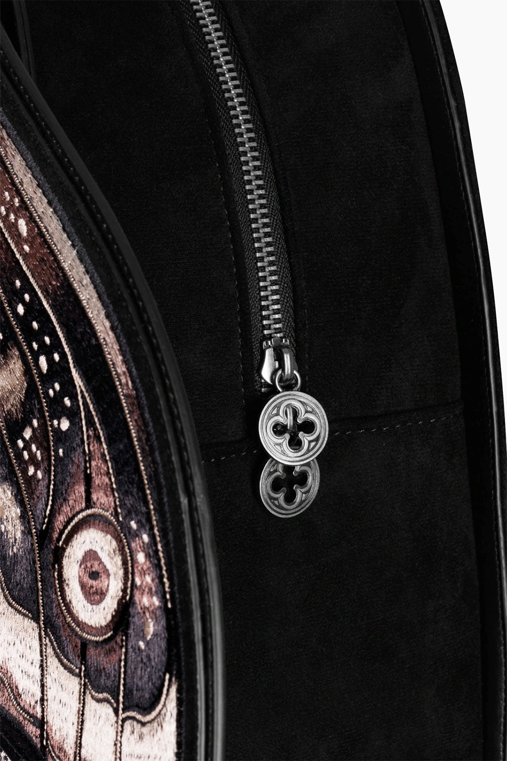zipper detail of ashira moth backpack