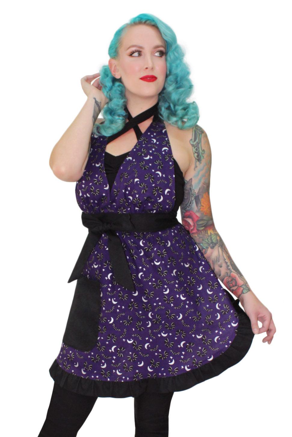 Bats & Moons Pinup Apron - housewares - VampireFreaks - Hemet