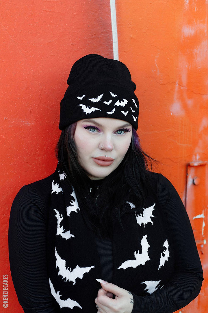 Bats Scarf - hats & scarves & headwear - VampireFreaks - VampireFreaks