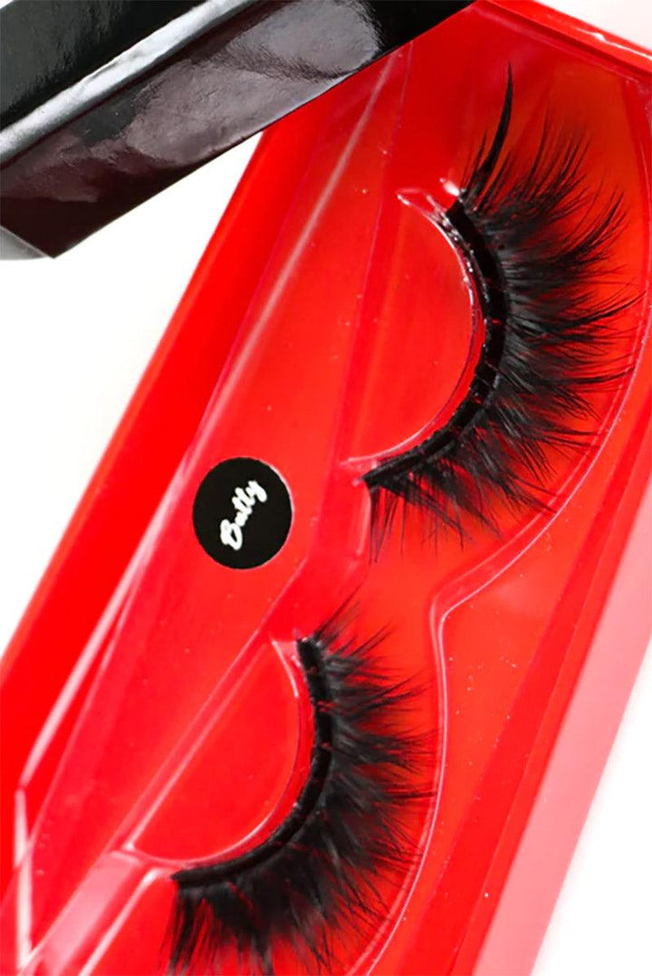 Batty Lashes - cosmetics - VampireFreaks - Curst Kosmetics