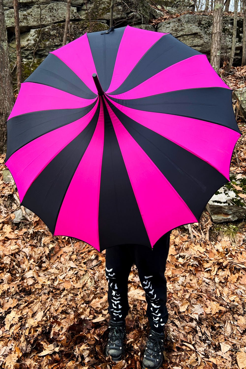 Batwing Pagoda Umbrella [BLACK/HOT PINK STRIPED] - umbrellas - VampireFreaks - VampireFreaks