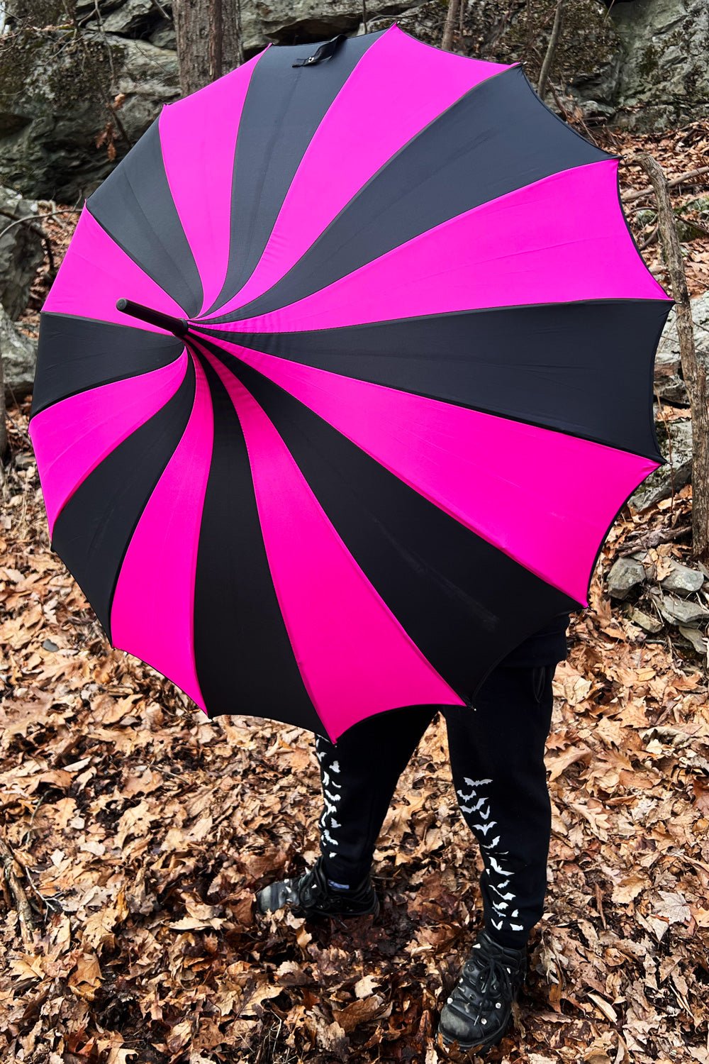 Batwing Pagoda Umbrella [BLACK/HOT PINK STRIPED] - umbrellas - VampireFreaks - VampireFreaks