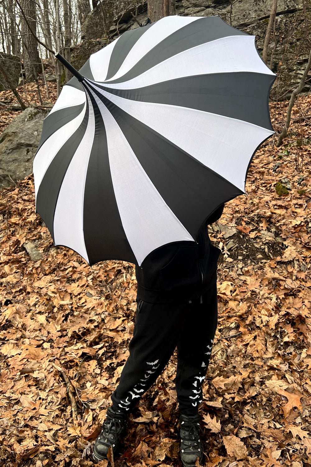 Batwing Pagoda Umbrella [BLACK/WHITE STRIPED] - umbrellas - VampireFreaks - VampireFreaks