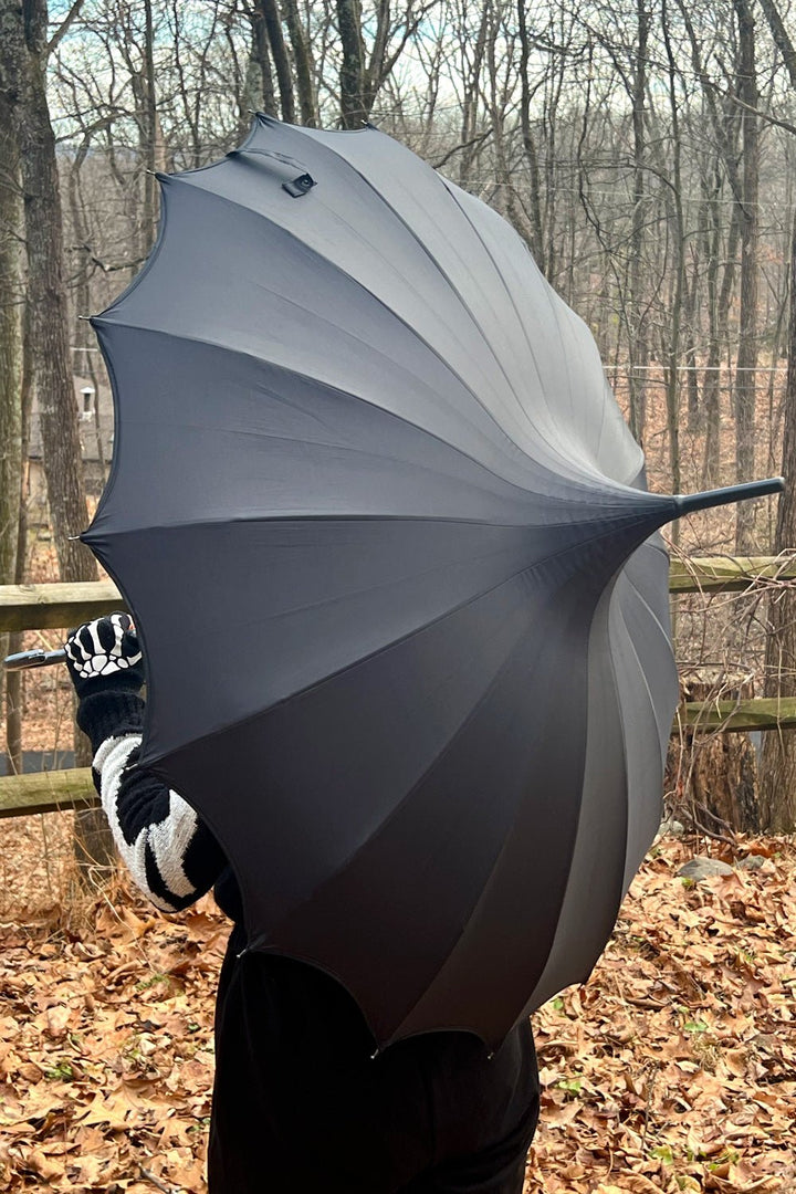 Batwing Pagoda Umbrella [MIDNIGHT BLACK] - umbrellas - VampireFreaks - VampireFreaks