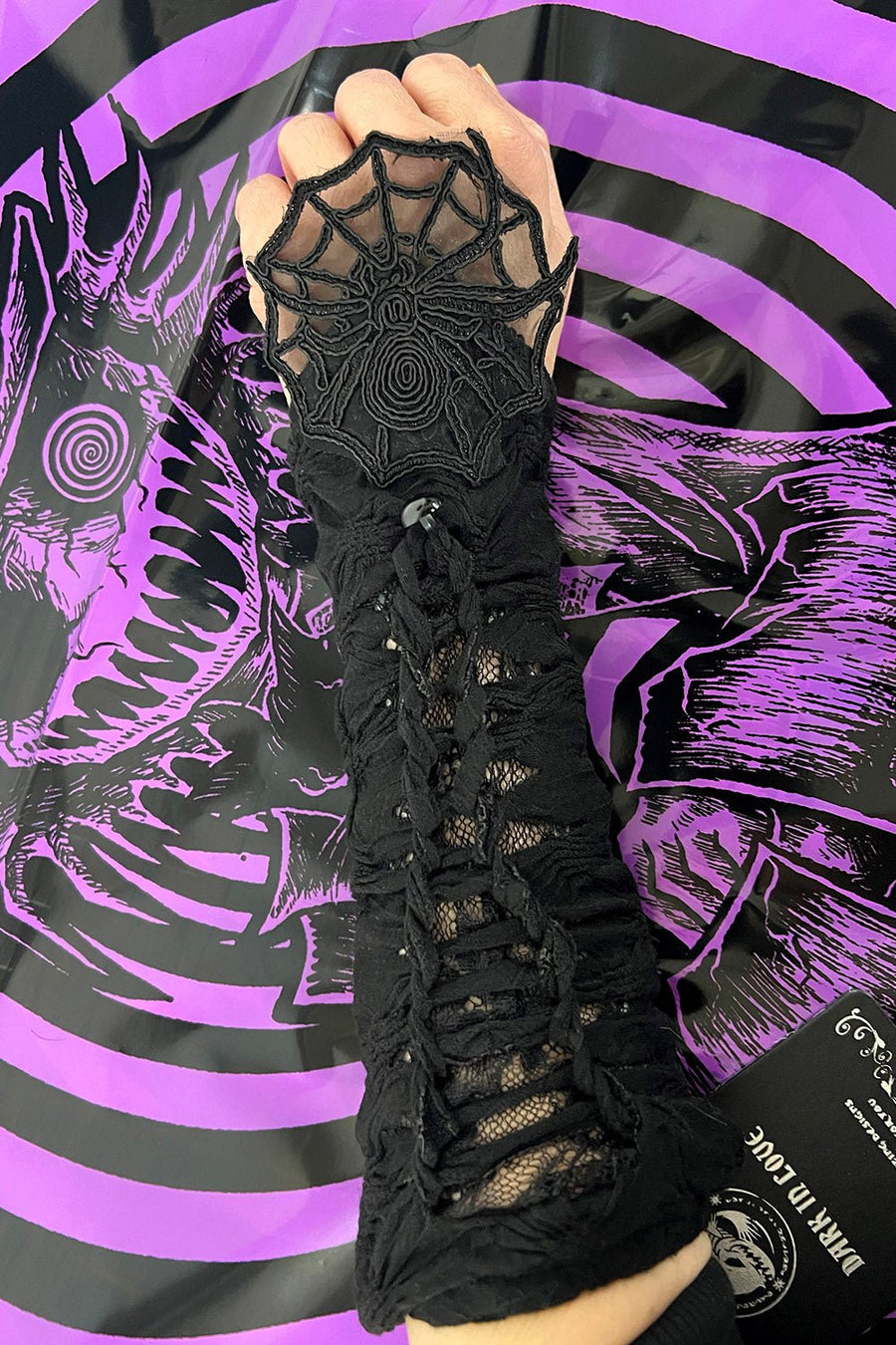 Bitten Black Widow Gloves - gloves & armwarmers - VampireFreaks - Dark In Love