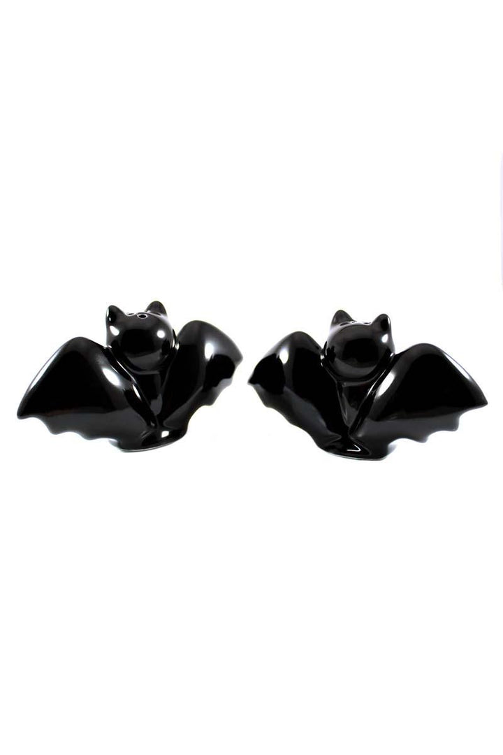 Black Bat Salt & Pepper Shakers - housewares - VampireFreaks - Sourpuss