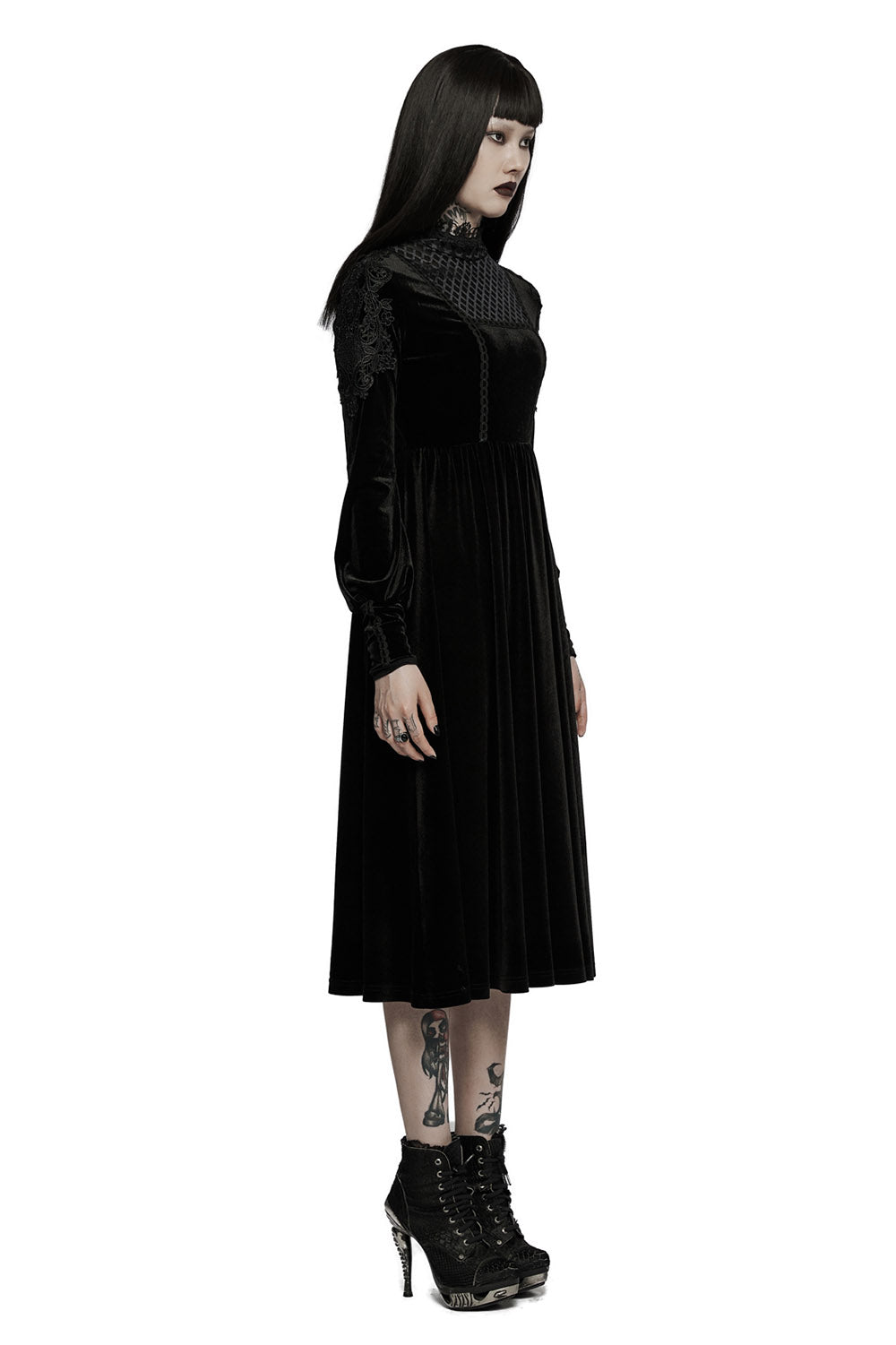 womens spooky black velvet dress