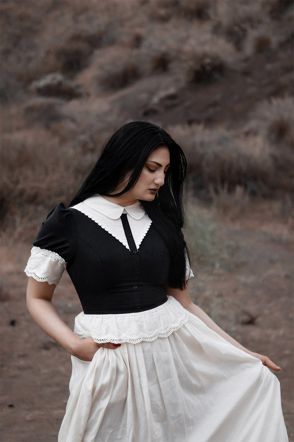 dark cottagecore dress with pockets 