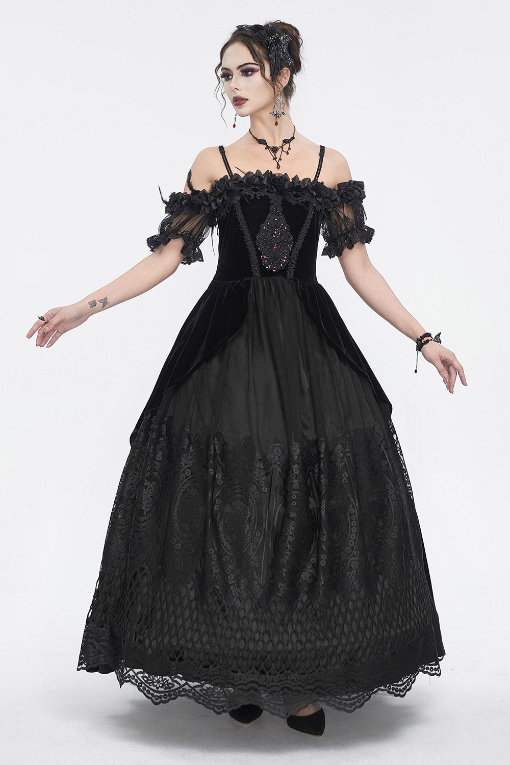 Black Manor Gothic Gown VampireFreaks Black Manor Gothic Gown VampireFreaks