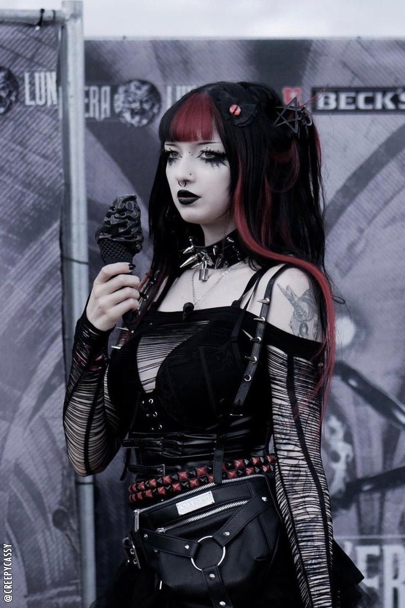 Bloody Knuckles Studded Belt [UNISEX] - belts - VampireFreaks - VampireFreaks