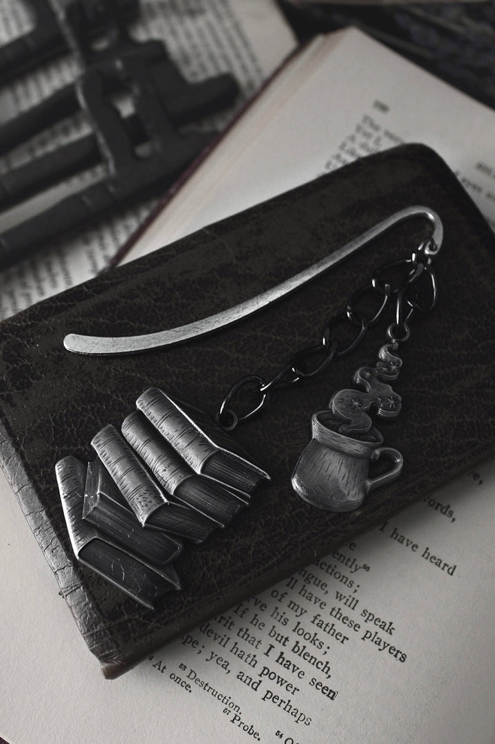 gothic book lover gift