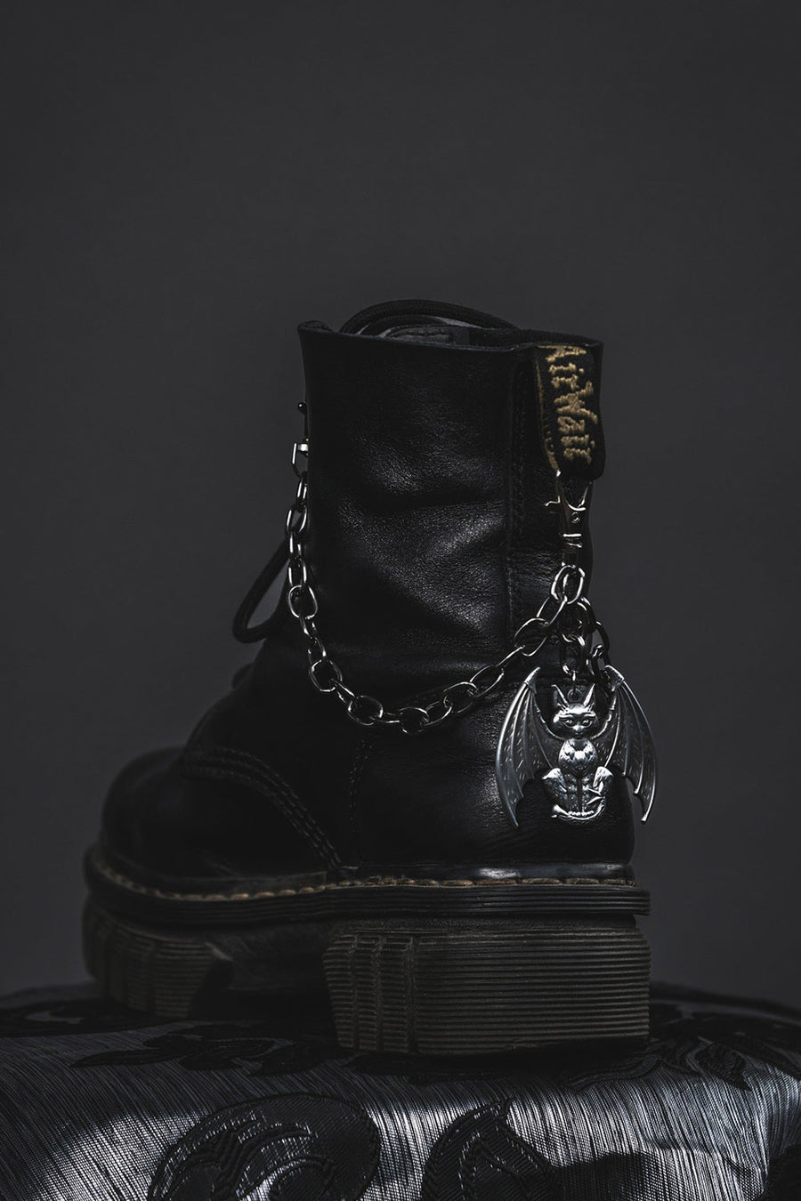 gothic shoe chain charm