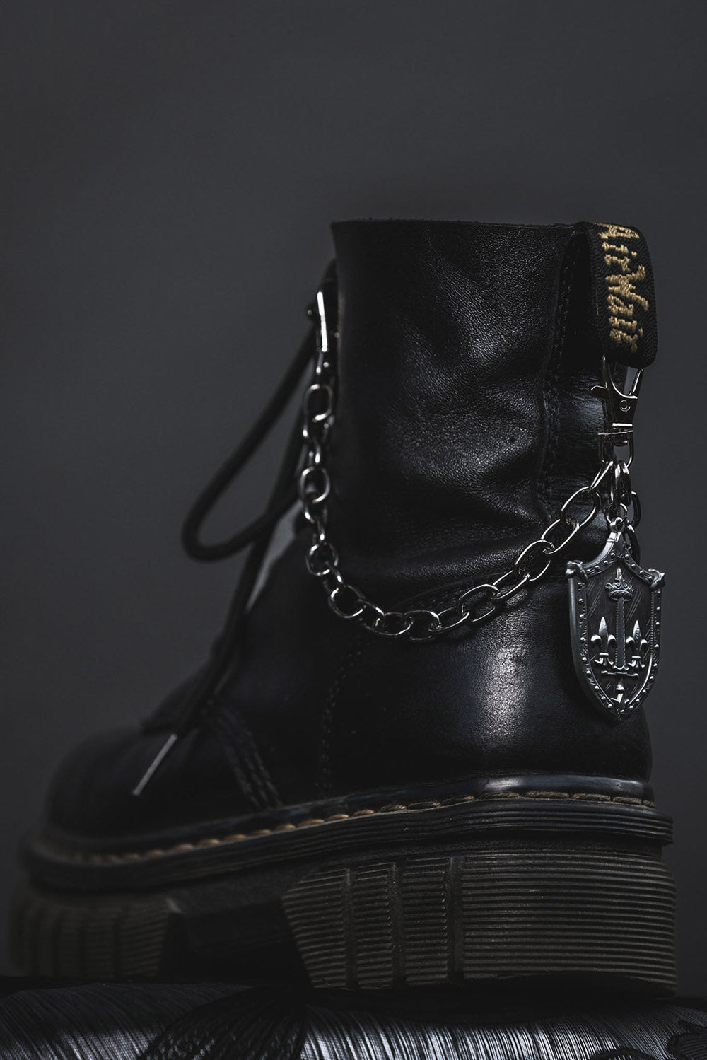 gothic shoe charm chain by the pretty cult