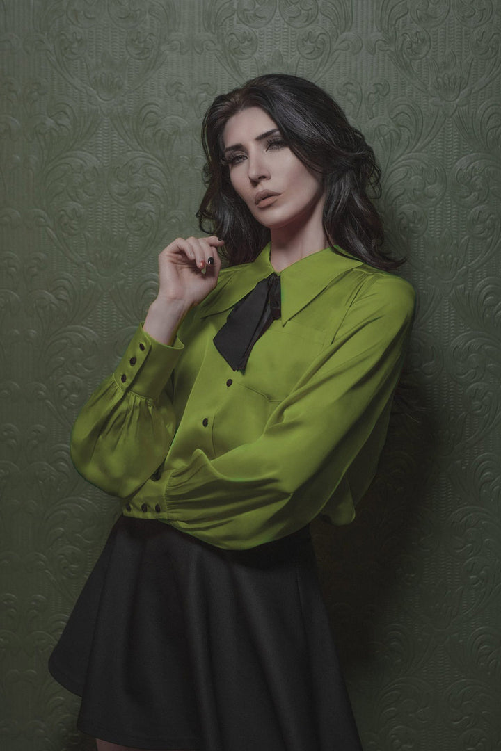 womens collared witch top