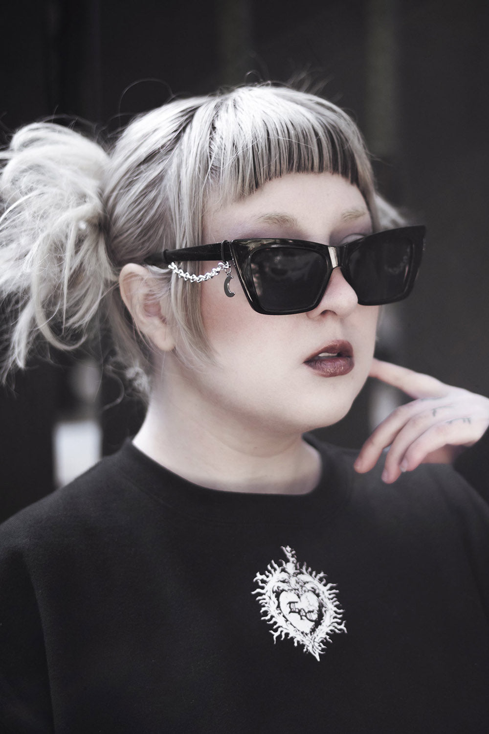 large sharp cat eye sunglasses by the pretty cult
