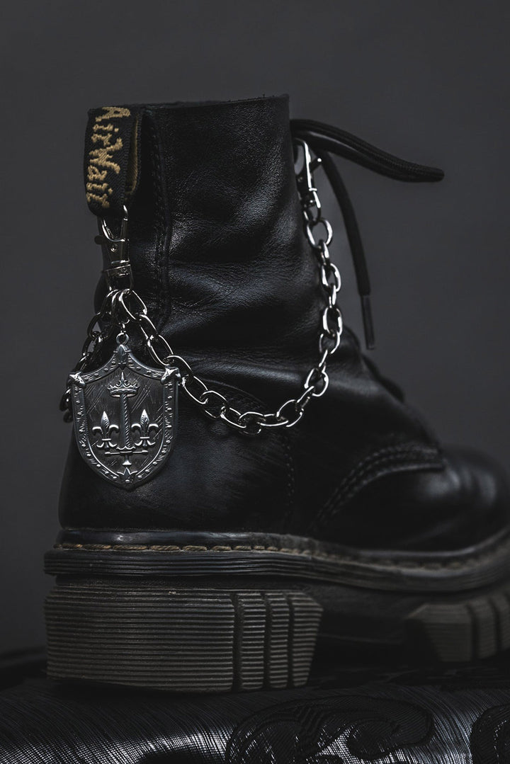 shield boot chain charm