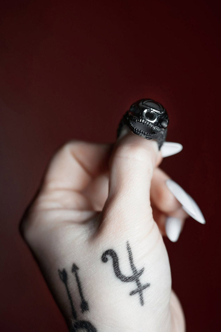 Chestburster Ring - jewelry - VampireFreaks - Lively Ghosts