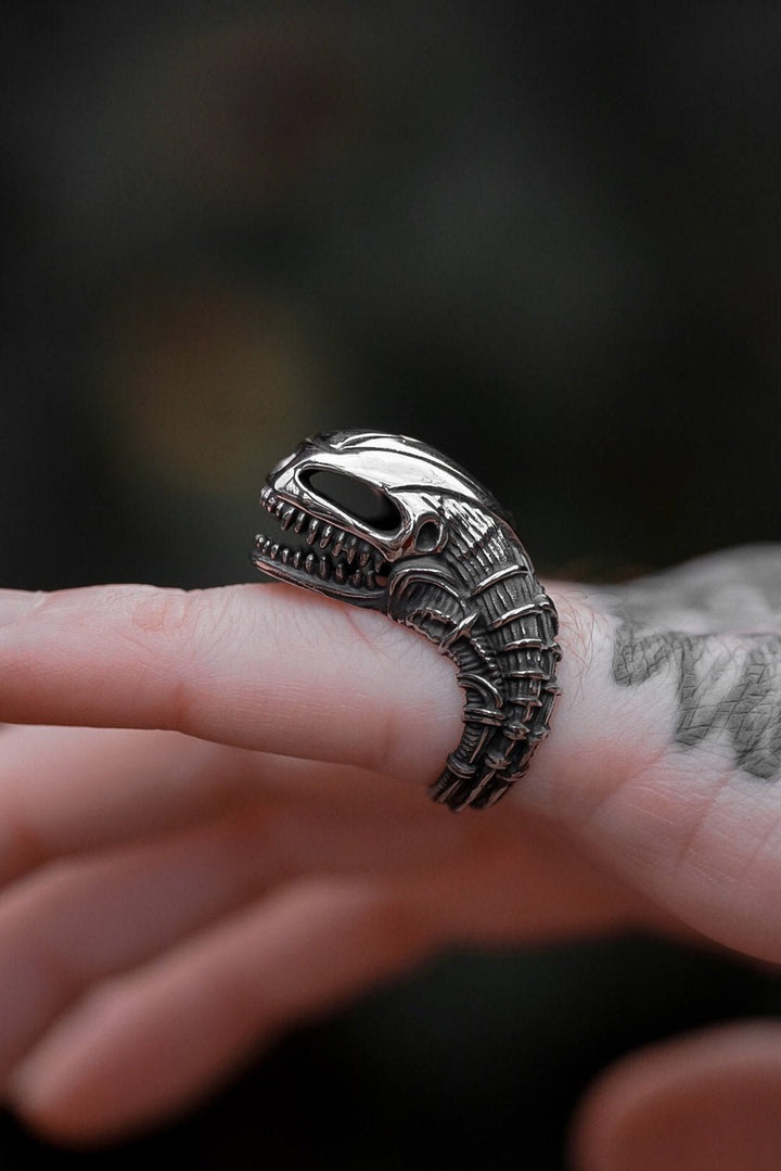 Chestburster Ring - jewelry - VampireFreaks - Lively Ghosts