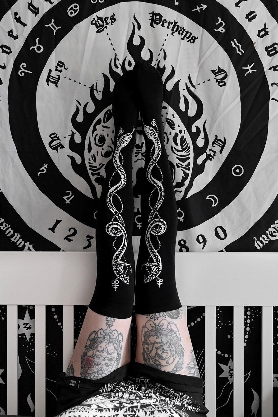 Cobra Maiden Stockings - socks & stockings - VampireFreaks - Killstar