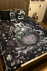 Conjuring Cat Throw Blanket - housewares - VampireFreaks - VampireFreaks