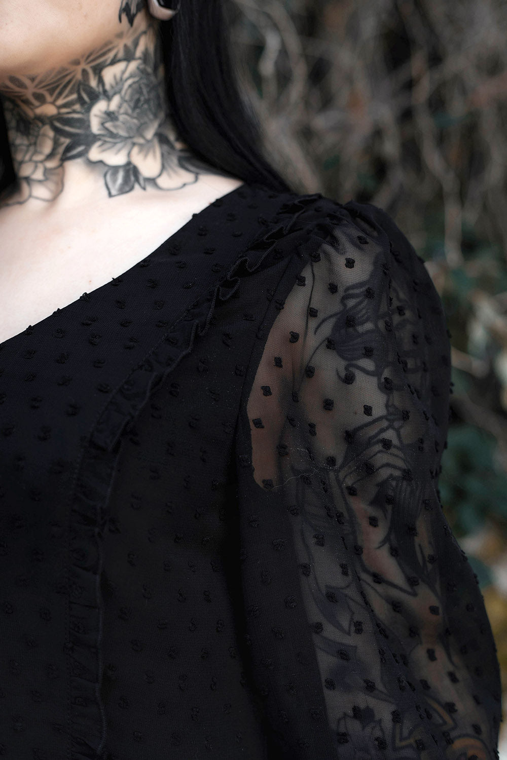 fairytale dotted balloon sleeve dress