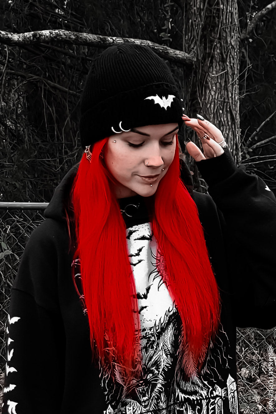 Distressed Pierced Beanie [White Bat]