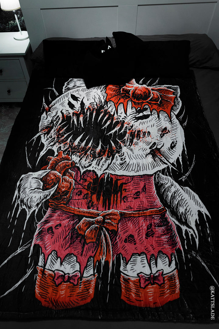 horror kitty throw blanket