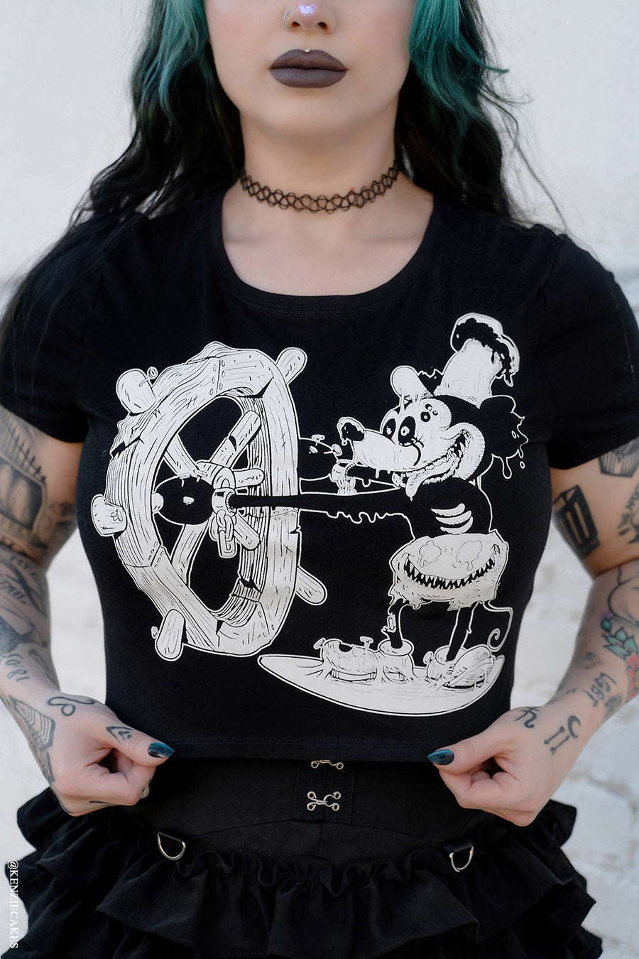 womens emo crop top