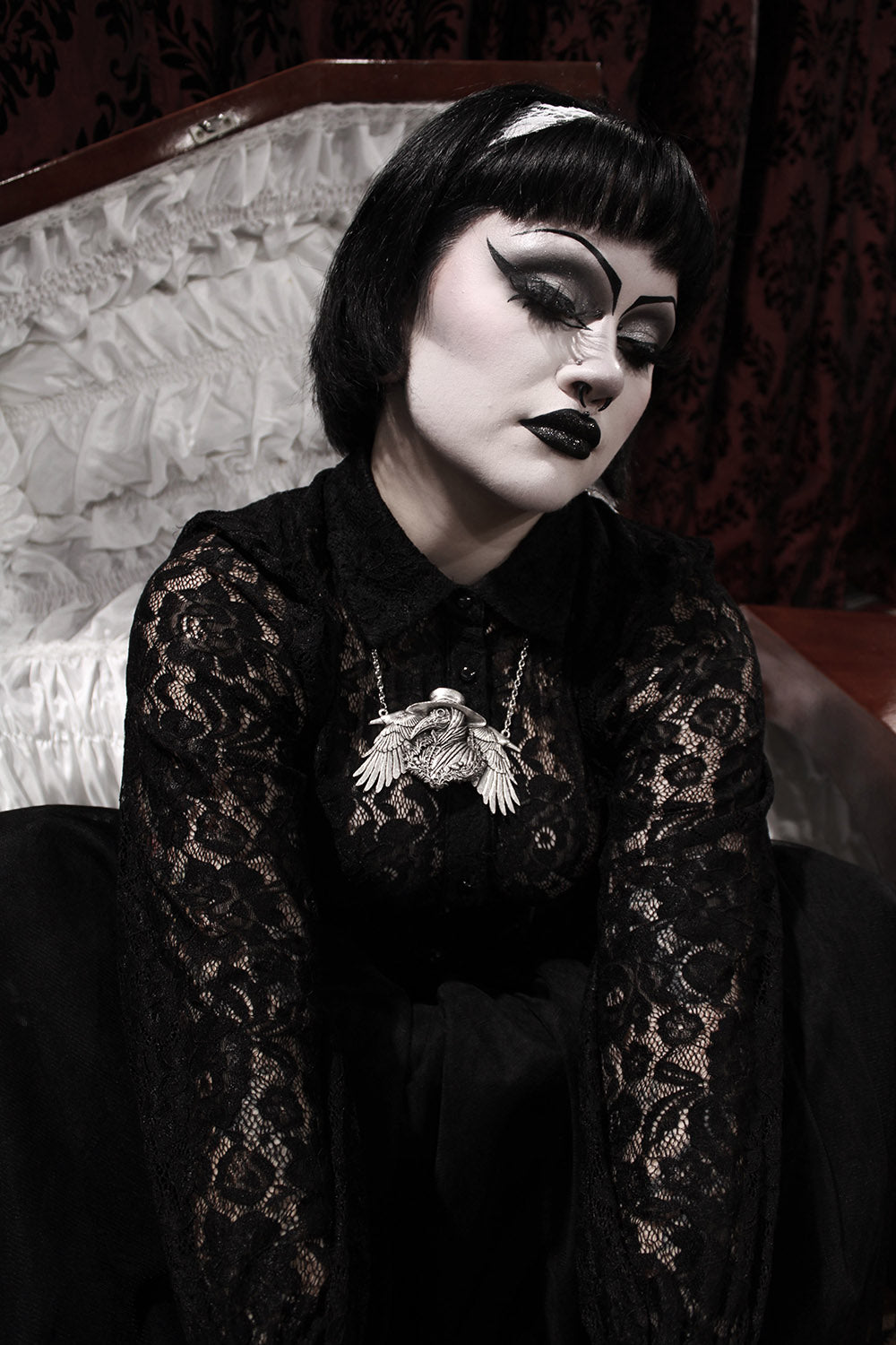 goth plague doctor pendent necklace