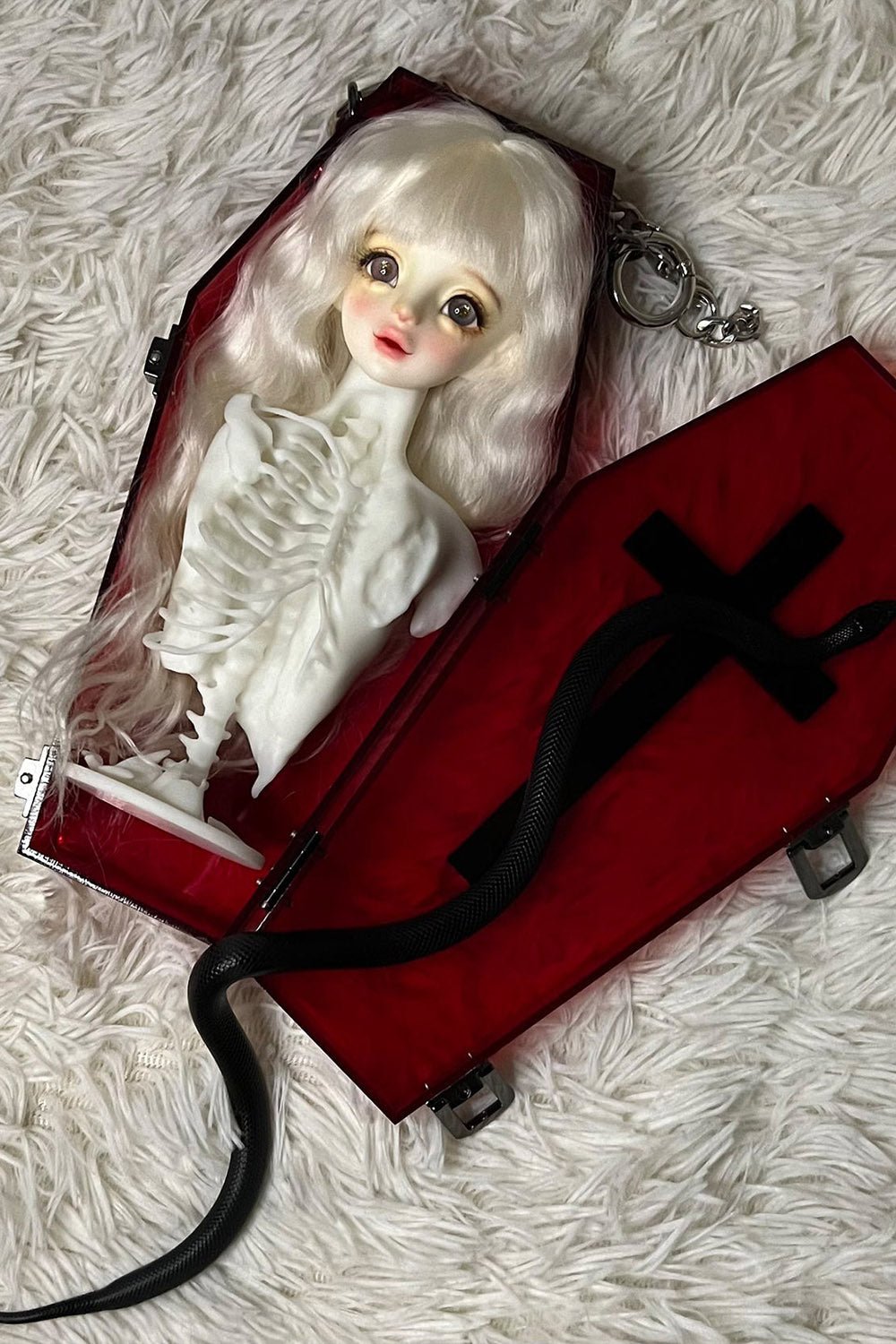 Crypt Keeper Coffin Bag [SCARLET] - bags & wallets - VampireFreaks - Bright Renka