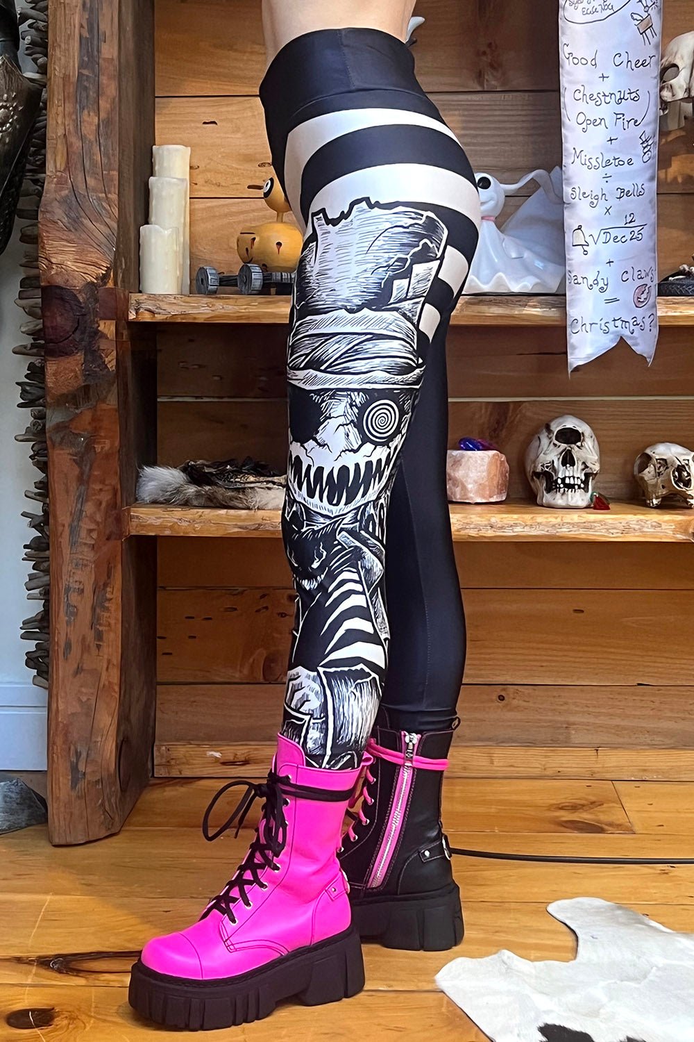 Curiouser & Curiouser Mad Hatter Leggings