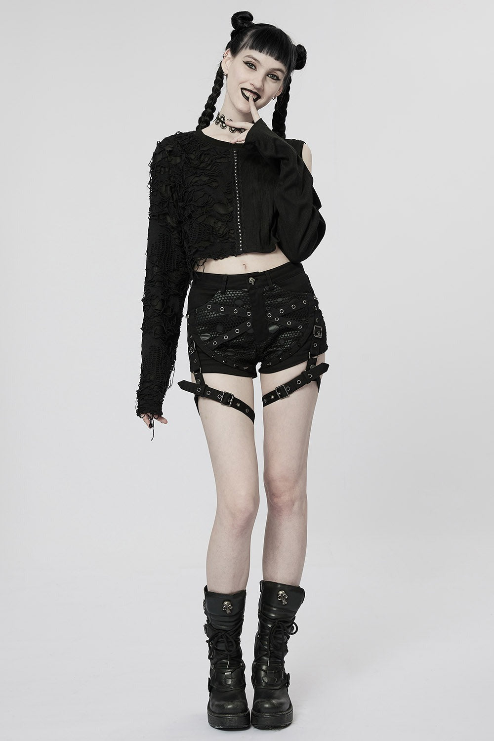 women scene girl shorts