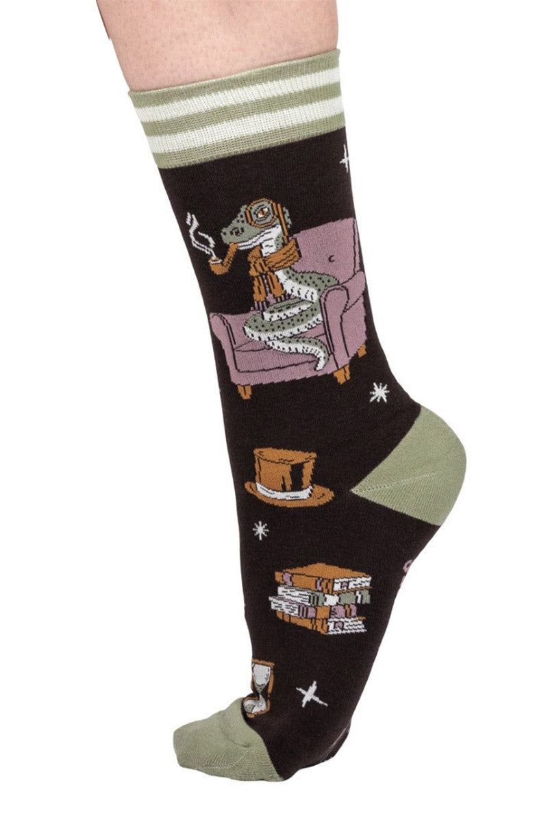 dark academia serpent socks