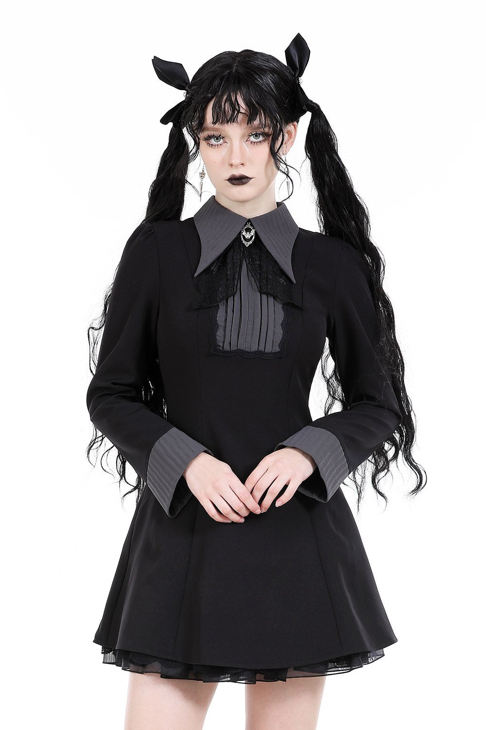 green emerald velvet dress Dark Academia Batwing Collar Dress – VampireFreaks