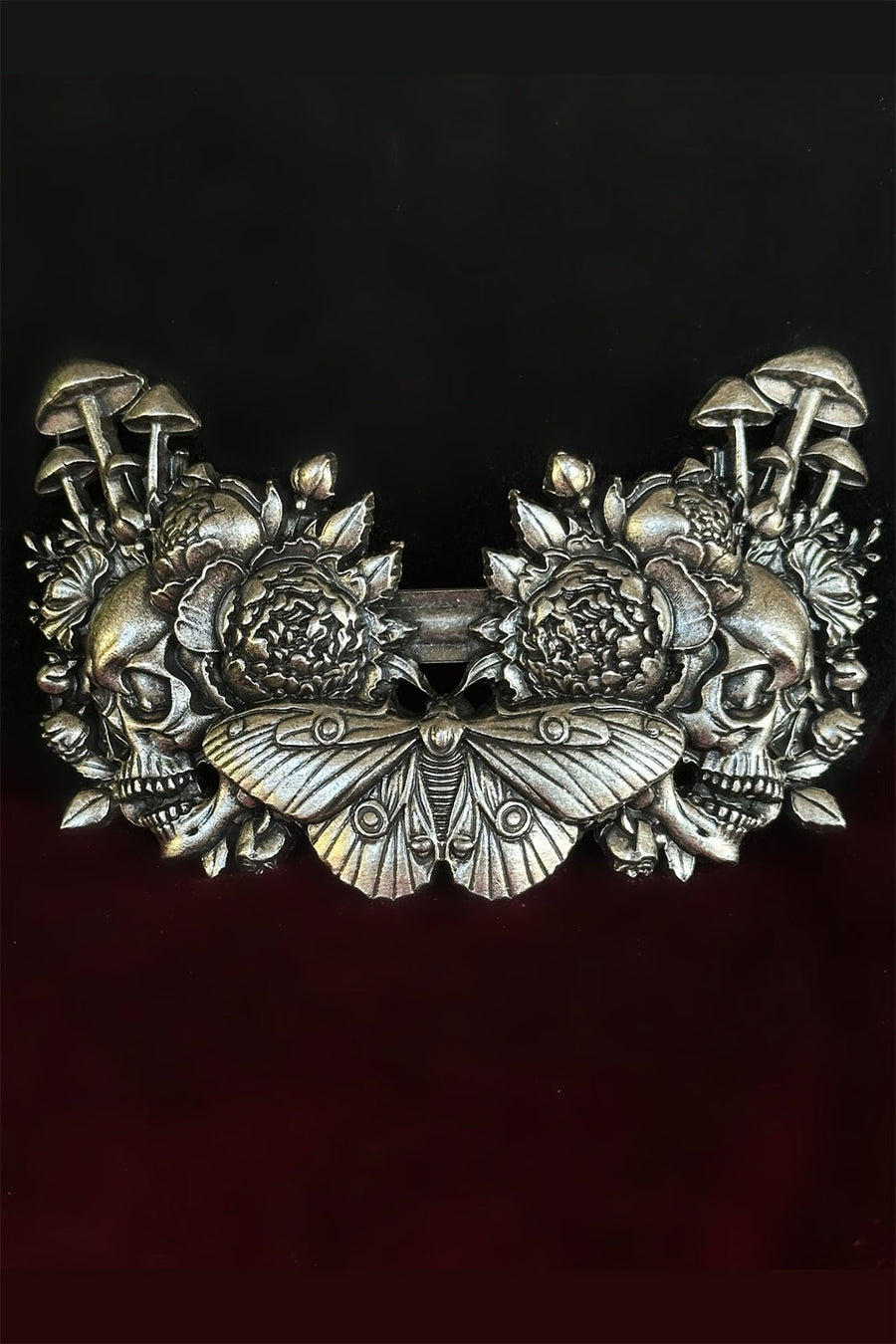 dark cottagecore hair clip