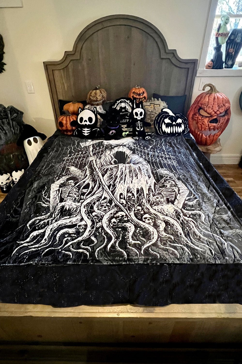 Dark Force Reaper Throw Blanket - housewares - VampireFreaks - VampireFreaks