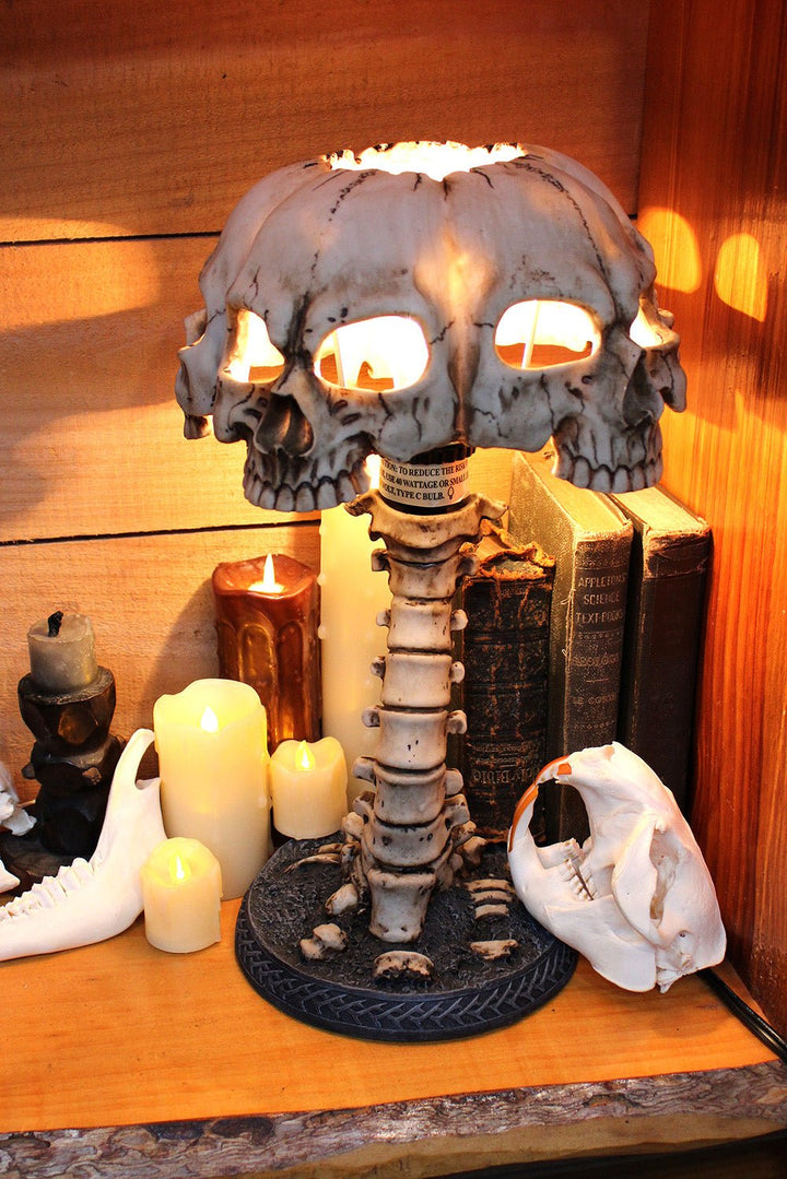 Dead Mans Skull Lamp - housewares - VampireFreaks - Pacific Giftware