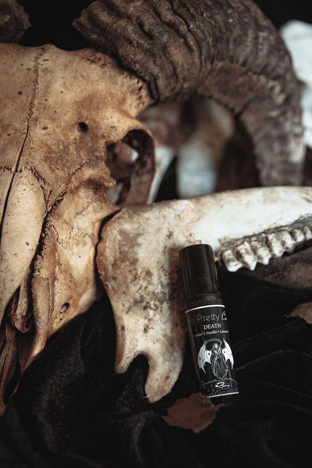 Death Perfume - cosmetics - VampireFreaks - The Pretty Cult