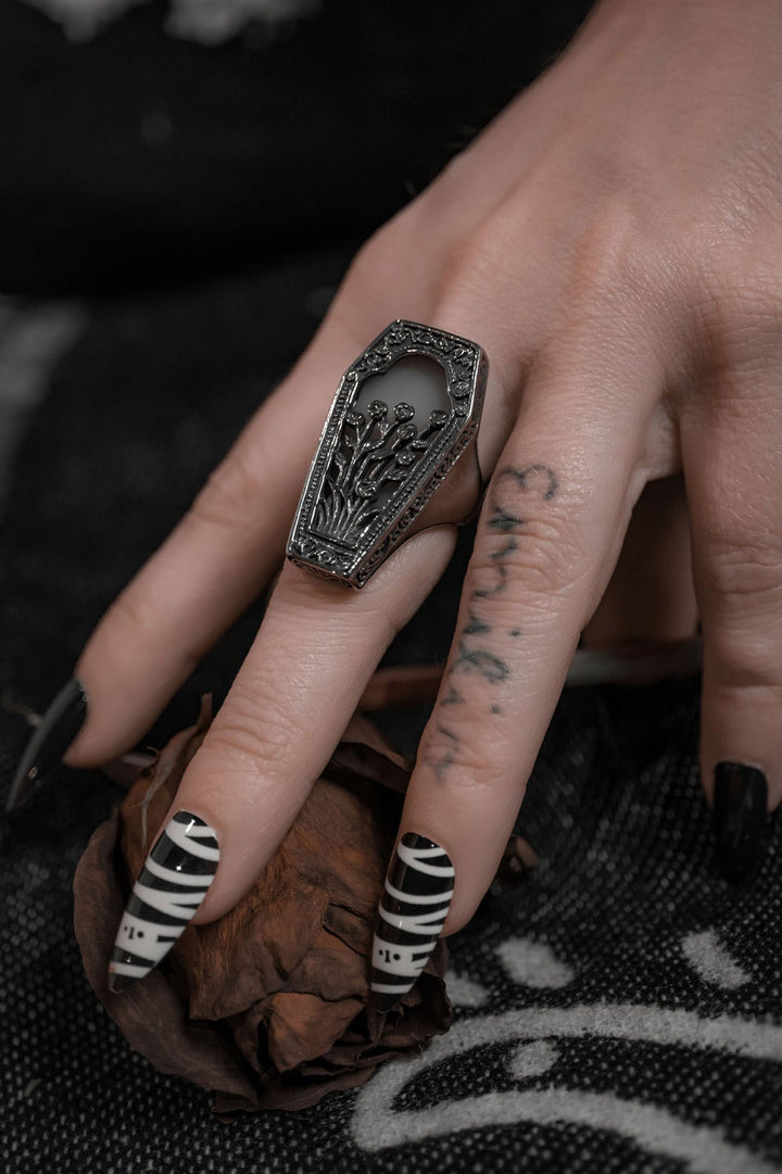 womens silver vampire coffin ring