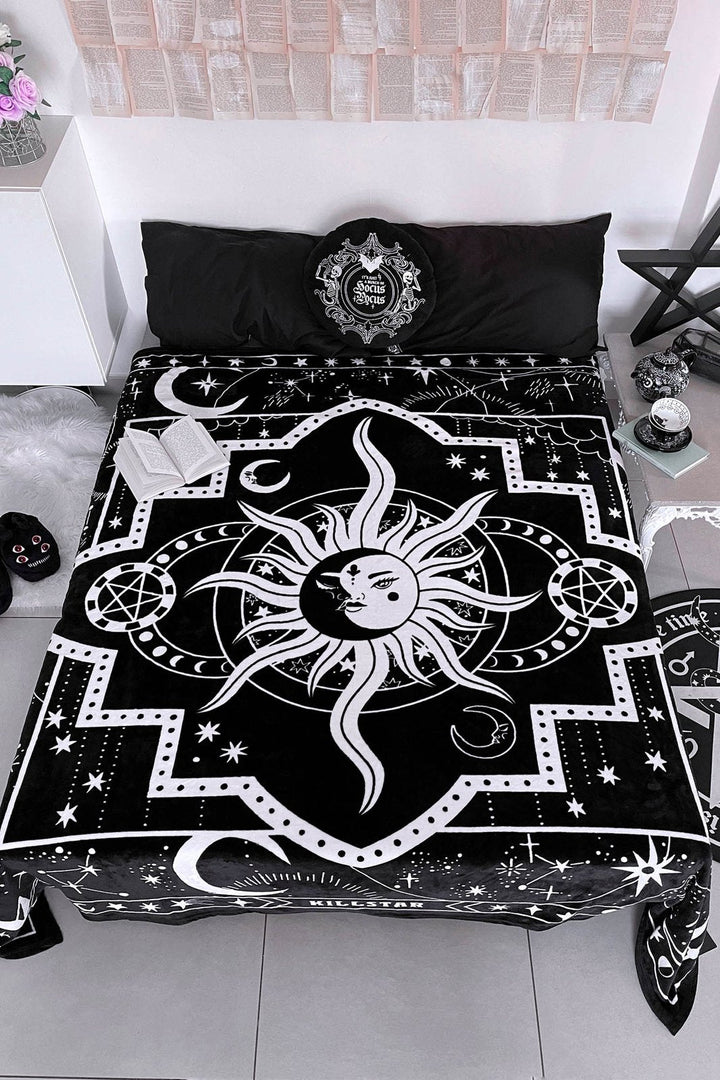 Dimensional Key Blanket - housewares - VampireFreaks - Killstar