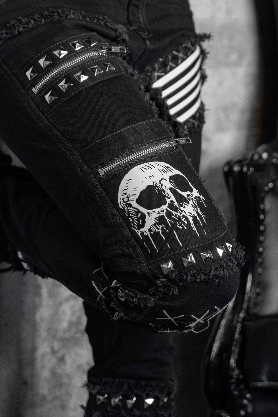 black denim zippered skull patch punk pants 