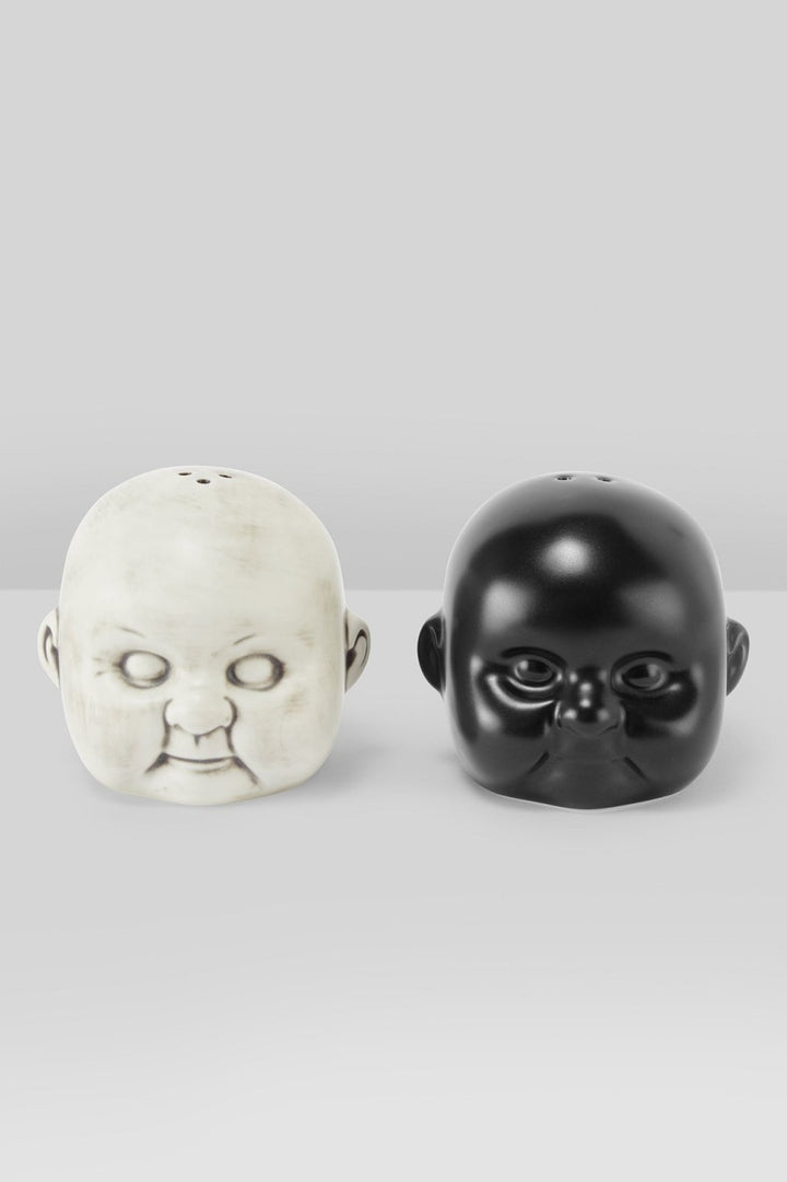 Dolls Head Salt & Pepper Shaker Set - housewares - VampireFreaks - Killstar