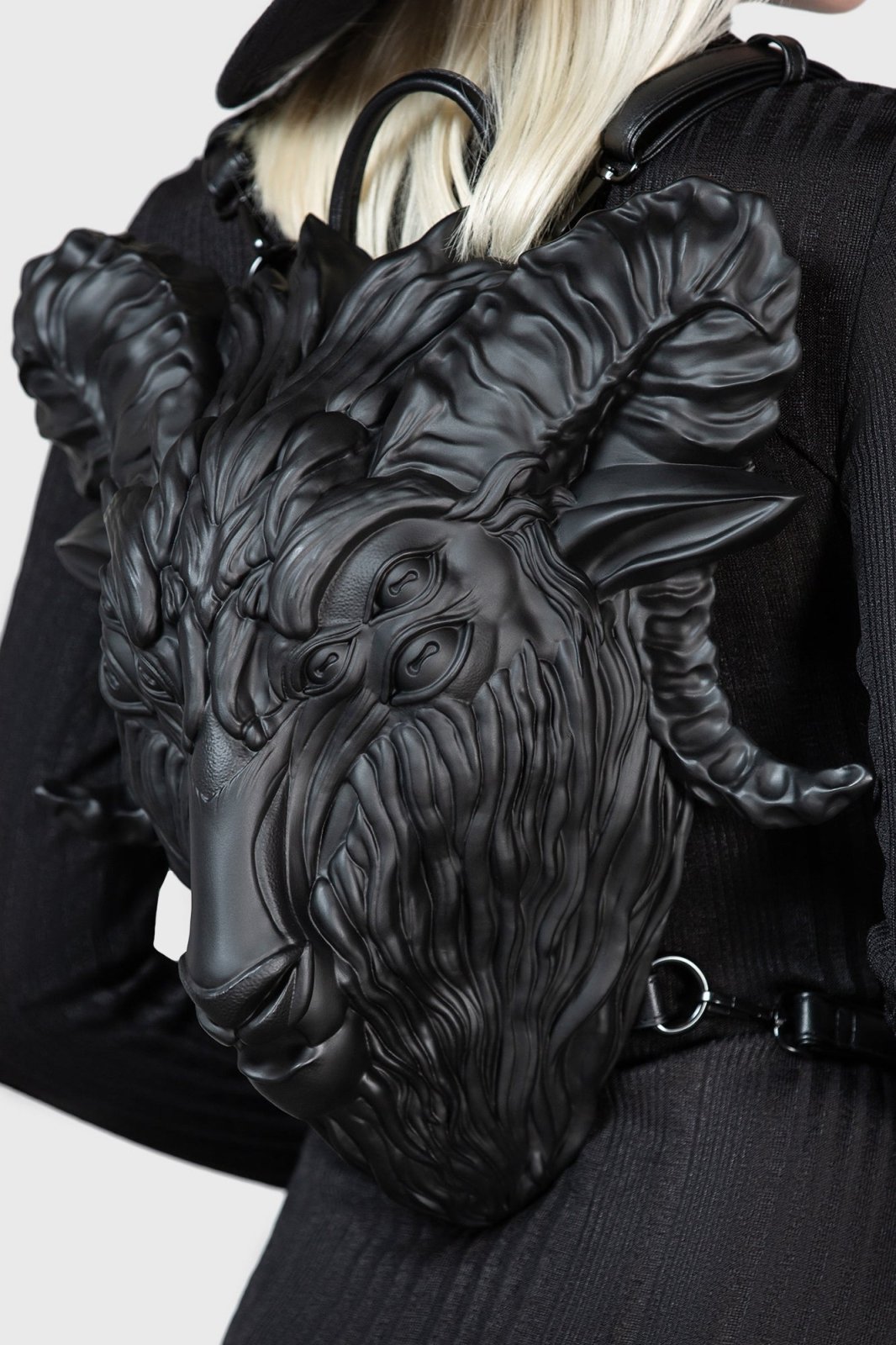 Doomrider Backpack – VampireFreaks