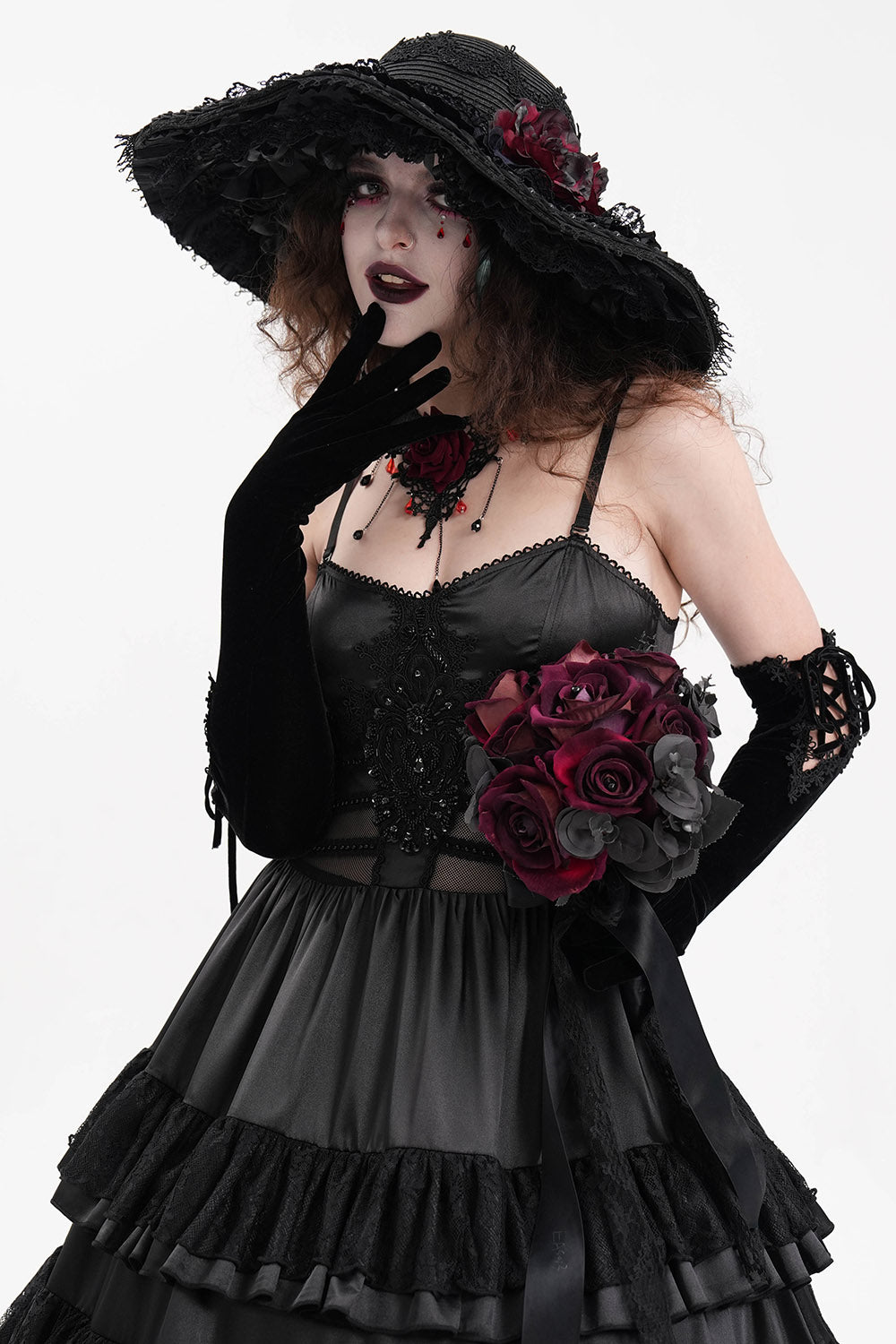 wide brimmed goth hat