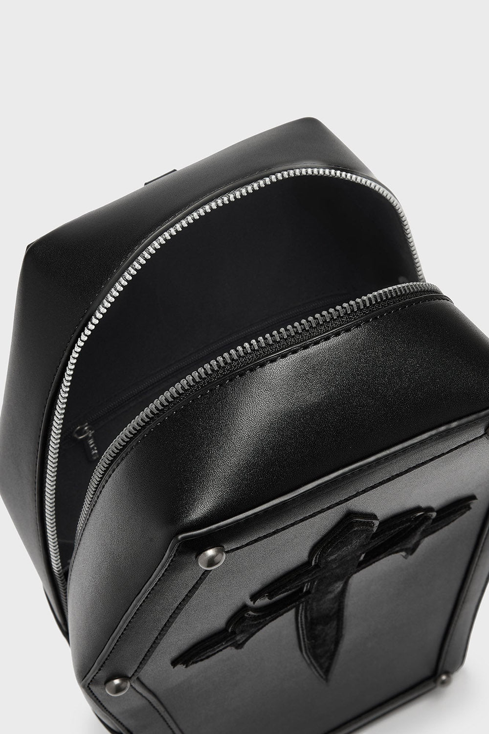 Vampire Backpack Clips Nail In The Coffin Backpack – VampireFreaks