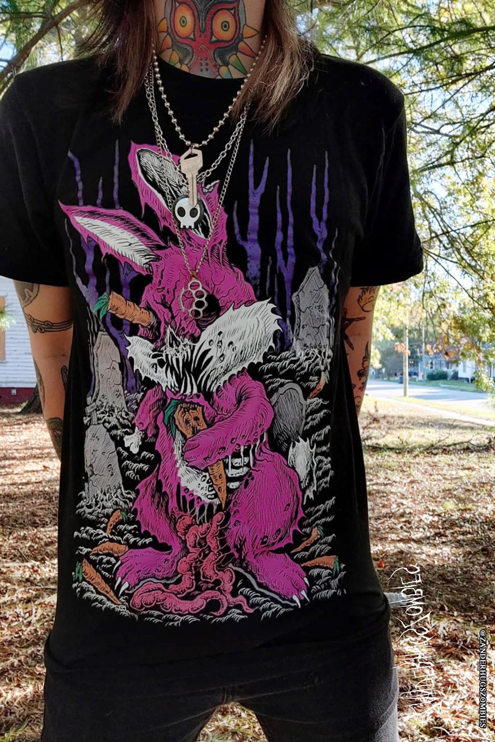Zombunny T-shirt [CREEPY COLOR VERSION] – VampireFreaks